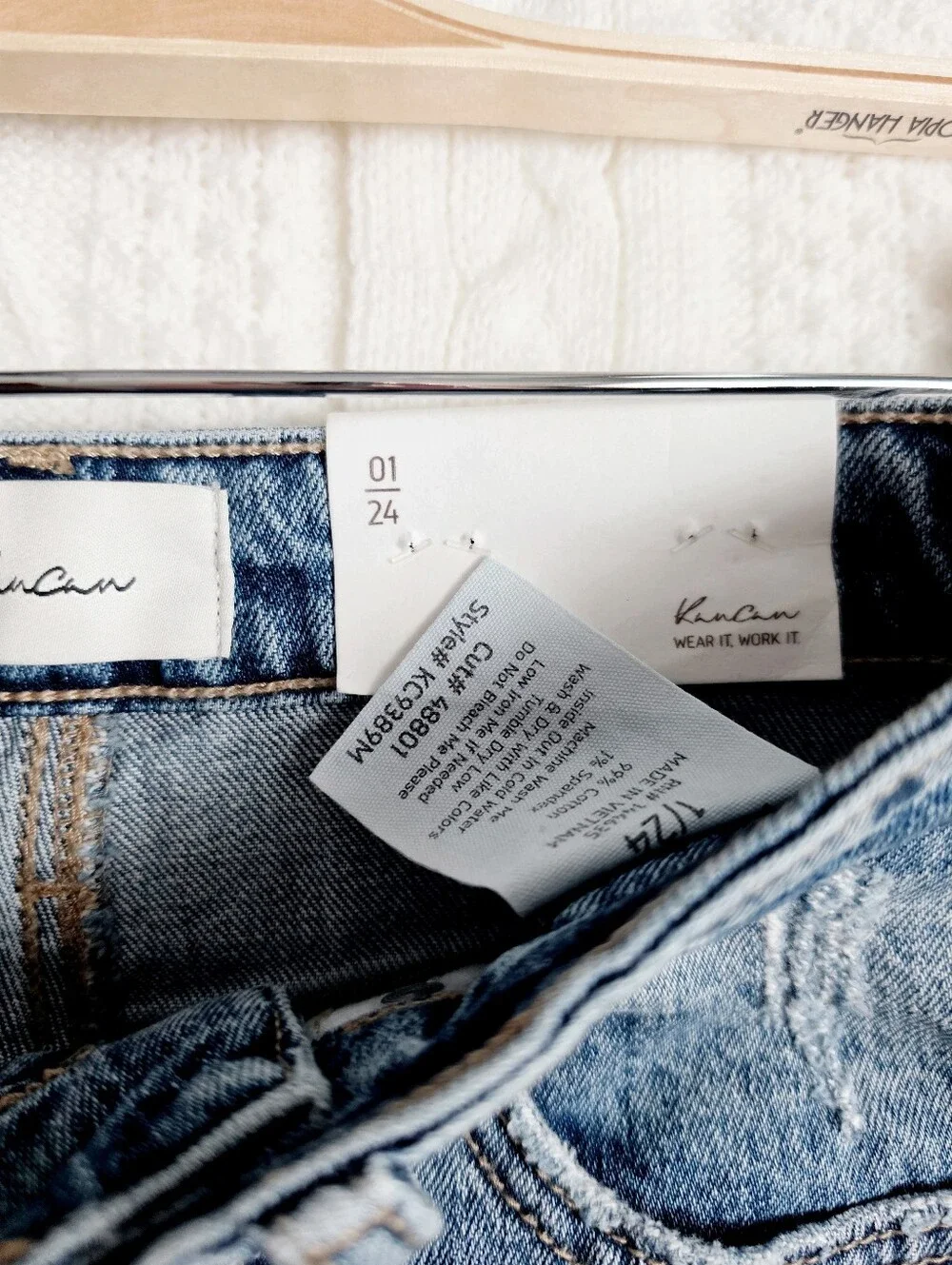 KanCan High Rise Medium Wash Wide Leg Jeans Cuffed Denim Stretch Trendy 1/24 NEW